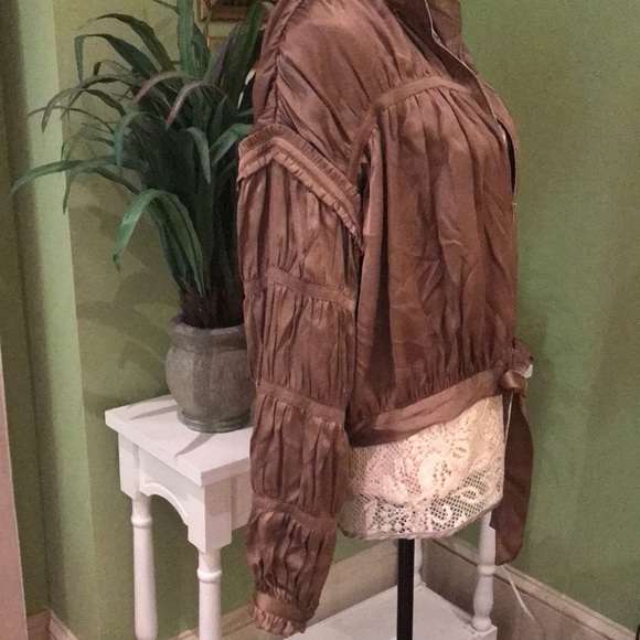 Satin rouched jacket - Picture 3 of 6